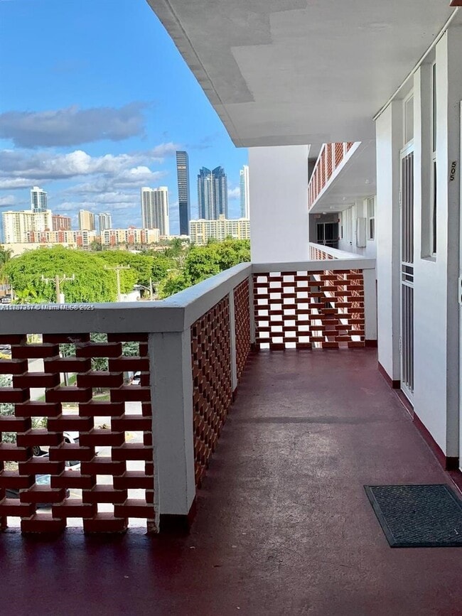 Photo - 3660 NE 166th St Unit 504