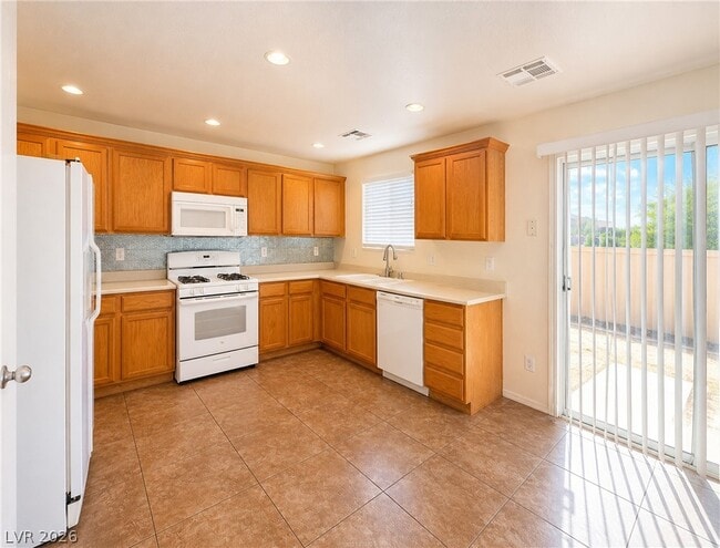 1049 Monte De Oro Ave