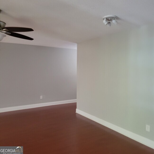 Photo - 62 Rumson Ct Unidad 7