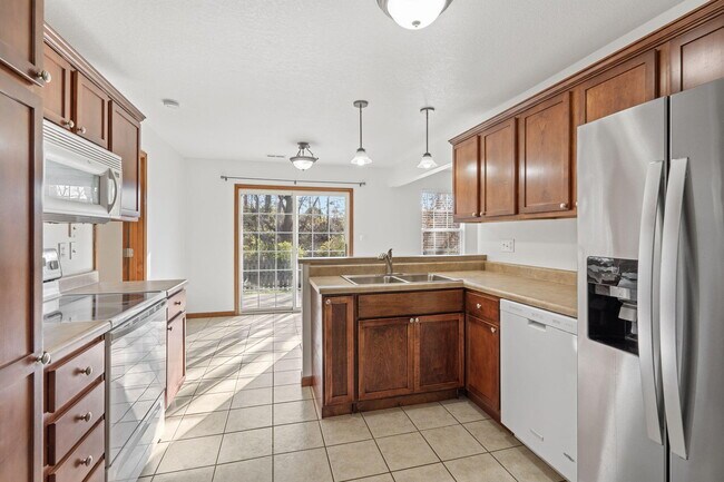 Photo - 5104 Sandstone Dr