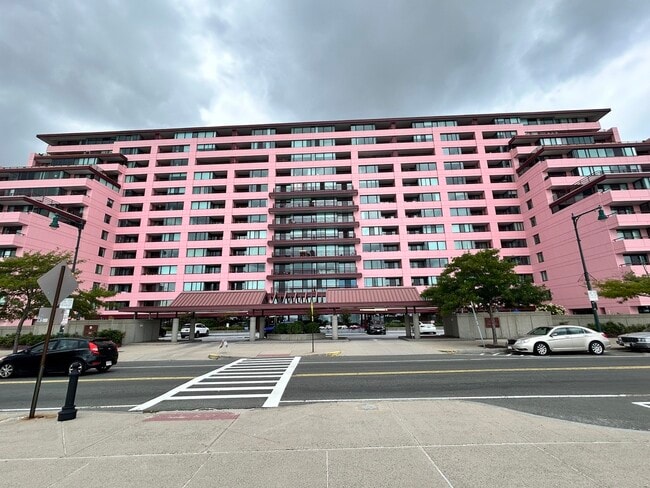 Building Photo - 350 Revere Beach Blvd Unit 5-5S