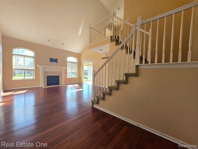 Photo - 42510 Pinehurst Dr