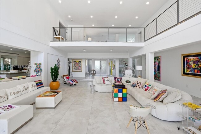 Photo - 3401 NE 165th St