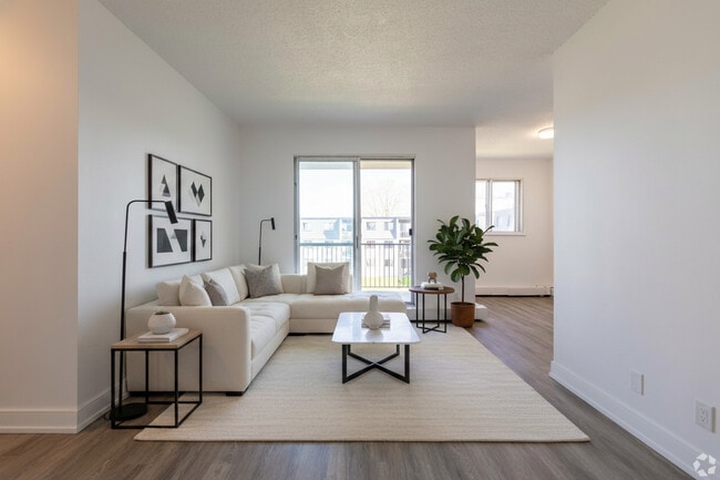 Photo - 301-341 Traynor Avenue & 551-553 Vanier Drive