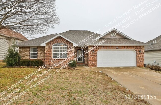 Building Photo - 428 S. Melaleuca-