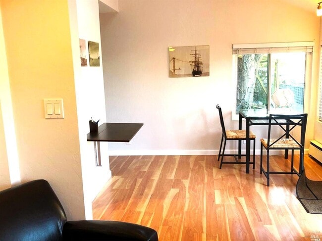 Photo - 2371 Vista Del Mar