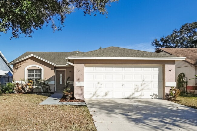 Building Photo - 1717 Tarah Trace Dr