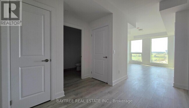 Photo - 3240 William Coltson Ave Unité 1905