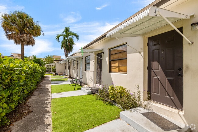 Hialeah Apartments East 7th Street - Hialeah Apartments East 7th Street