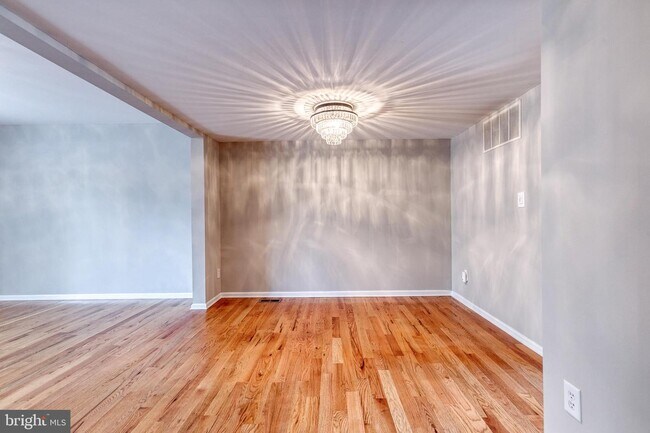 Photo - 3 Salthill Ct