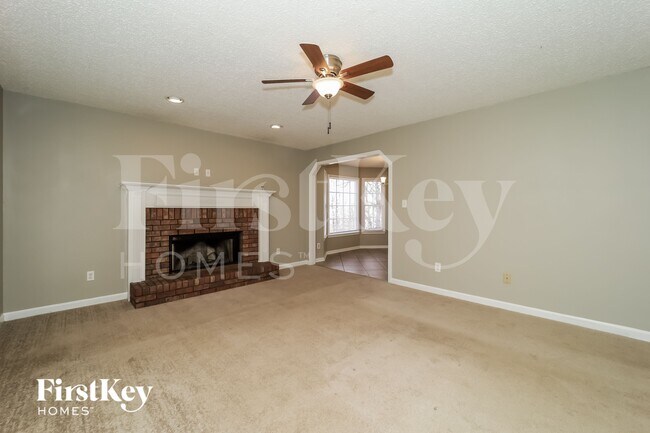 Photo - 128 Edgar Ct