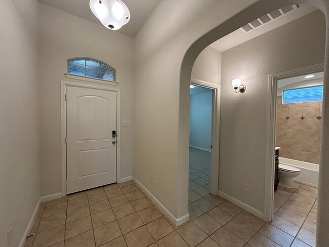 Photo - Fort Worth Texas Homes For Rent "Eagle Mou...