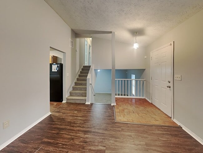 Photo - 350 Kimberly Forest Ct