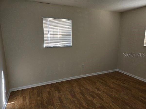 Photo - 503 Lewis St