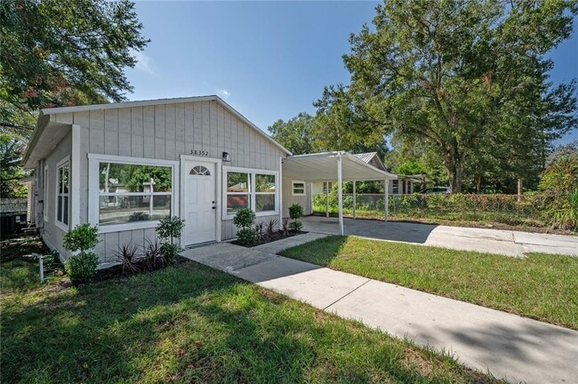 Photo - 38352 Corey St