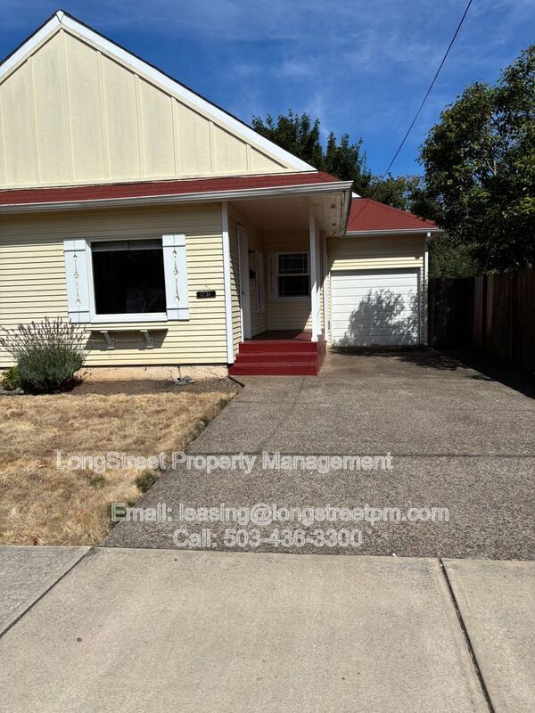 Photo - 1231 Elm St NW