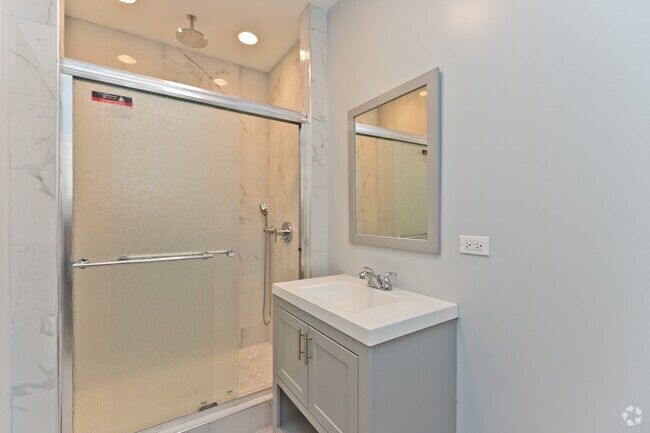 Building Photo - 3324 W Diversey Ave Unit # 02F Rental