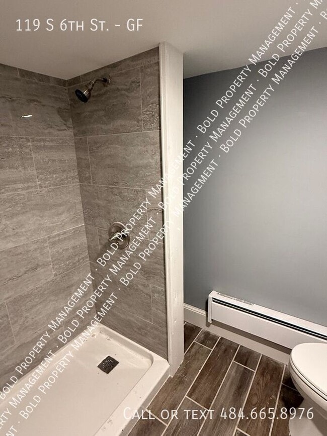 Photo - 119 S 6th St Unidad GF