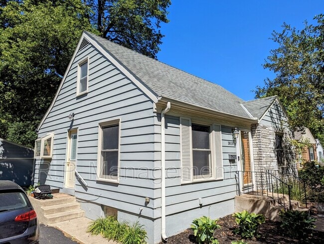 Photo - 3030 Colorado Ave S