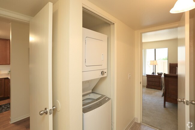 In-Unit Washer/Dryer