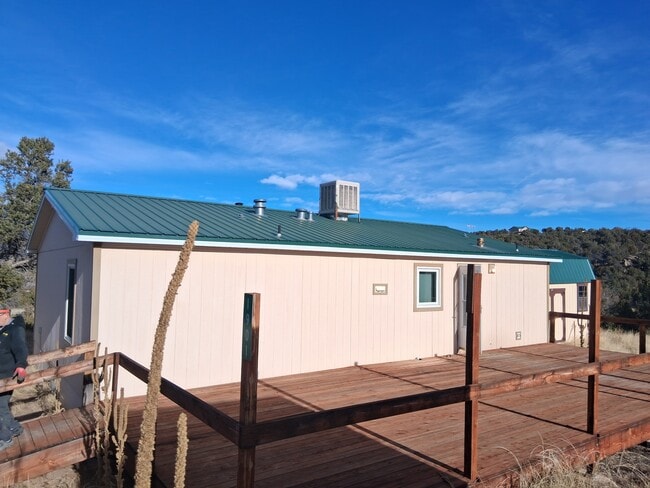 Photo - 1901 Meadowdale Ln