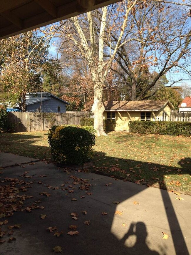 Photo - Updated 3 Bedroom 1.5 Bathroom Home in Desirable Arden Park!