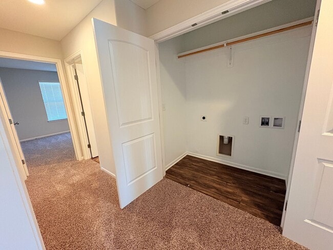 Photo - 2 Bed 2 Car Single Level Home in Raymore