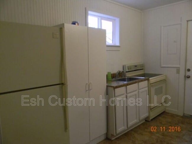 Photo - 135 W 3rd St Unit 6