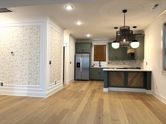 Photo - 2022 Maple Vw Ln