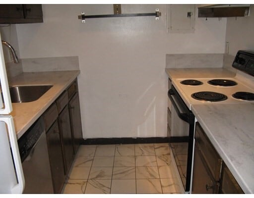 Photo - 1105 Massachusetts Ave