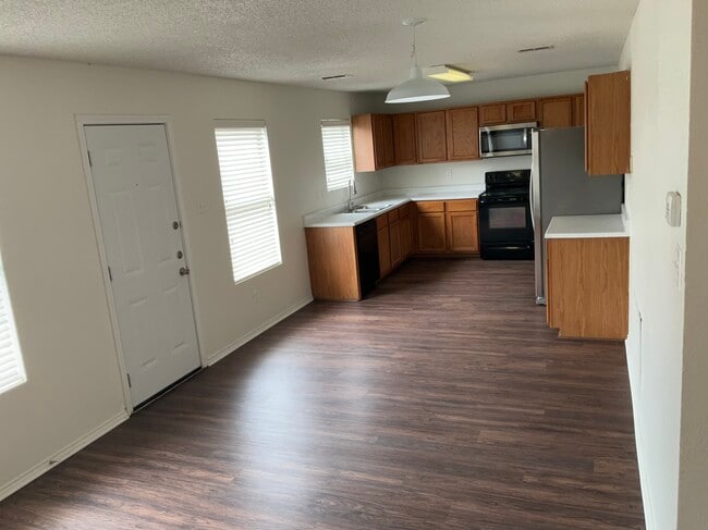 Photo - 8724 Hunters Creek Ct