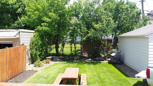 back yard - 2577 E 127th St Unidad Dukes Property