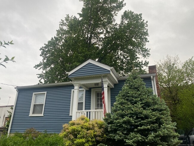 Photo - 13 Parker Ave House