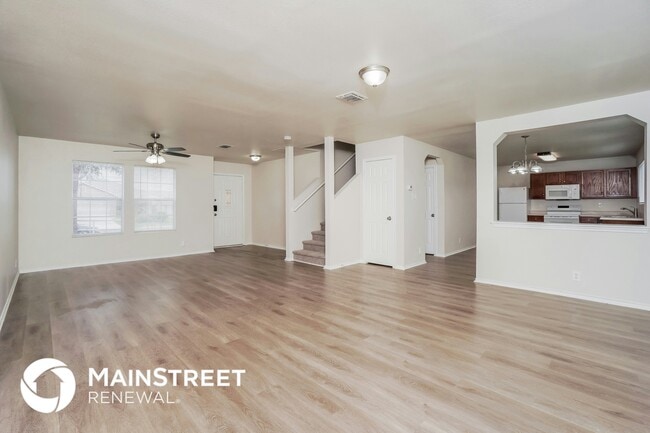 Photo - 166 Birchwood Bay