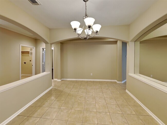 Photo - 10923 Tattershall Ln