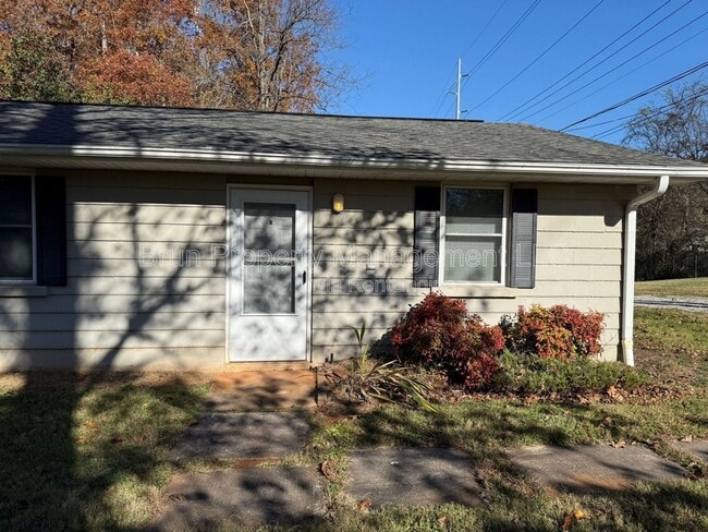 Photo - 5200 John Hall Rd Unidad H