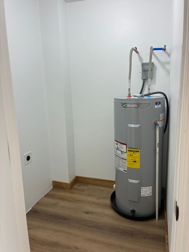 Photo - Fully Renovated 3 Bed 1 Bathroom Home with Open Floor Plan