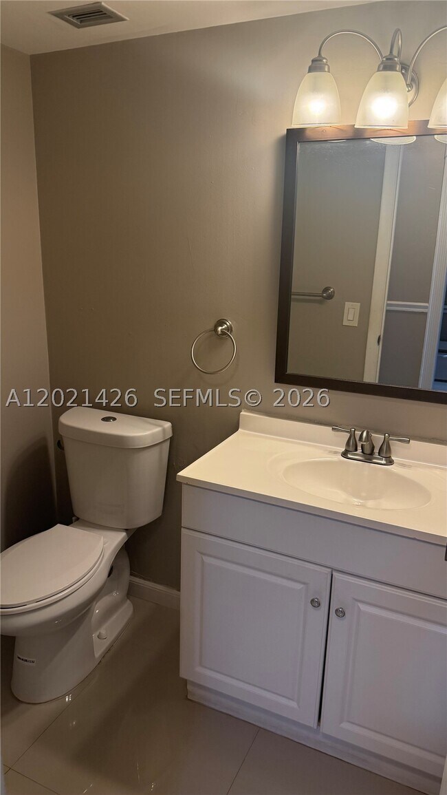 Photo - 1470 NE 125th Terrace Unit 309