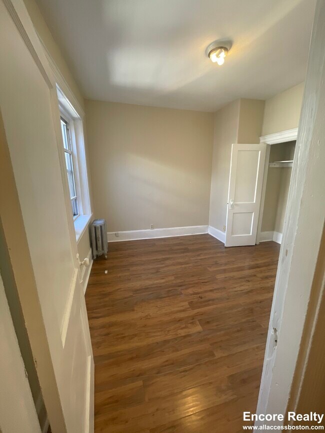 Building Photo - 38 Hemenway St Unit 55