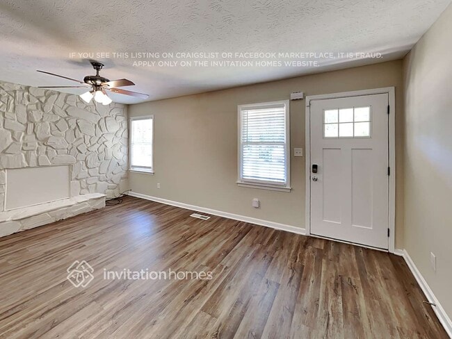 8594 Autumn Leaf Dr
