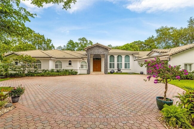 Photo - 8941 SW 65th Ct