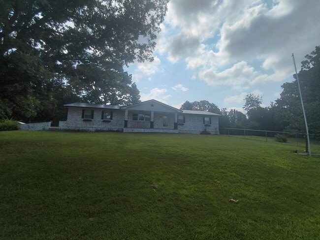 Photo - 14490 Hilltop Rd