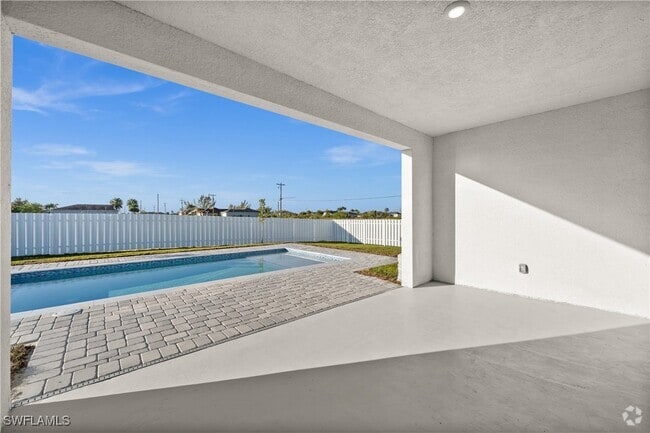 Building Photo - 610 NW 23rd Terrace Rental