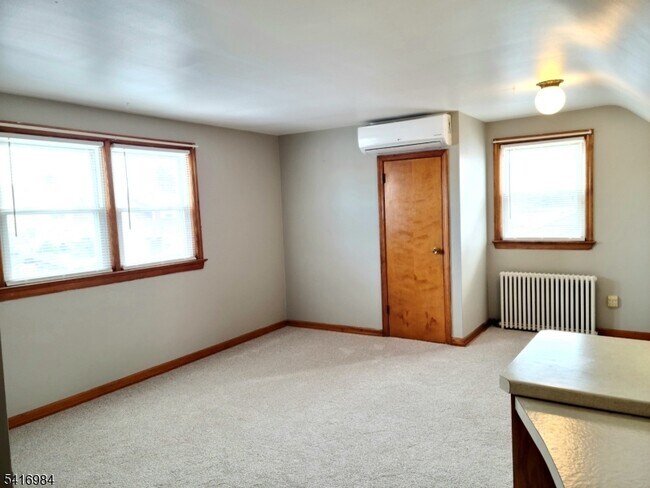 Photo - 69 N 12th Ave