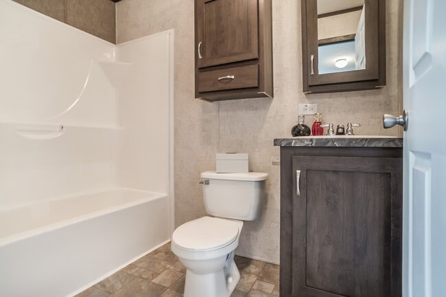 Photo - 2251 Wellington Green Dr