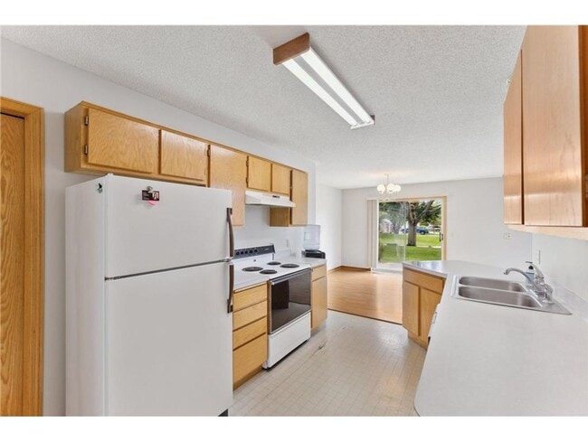 Photo - 2 Bed + Loft End Unit Townhome- Available 6/1