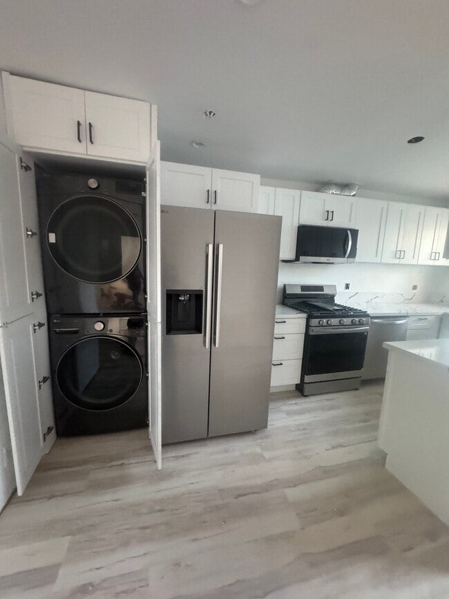 Photo - 522-528 Alexandria Ave Unidad 14B