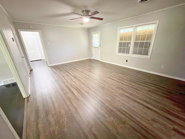 Photo - 1922 Coventry Dr