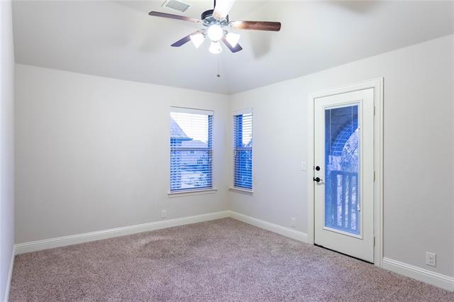 Photo - 2409 Lynbridge Dr