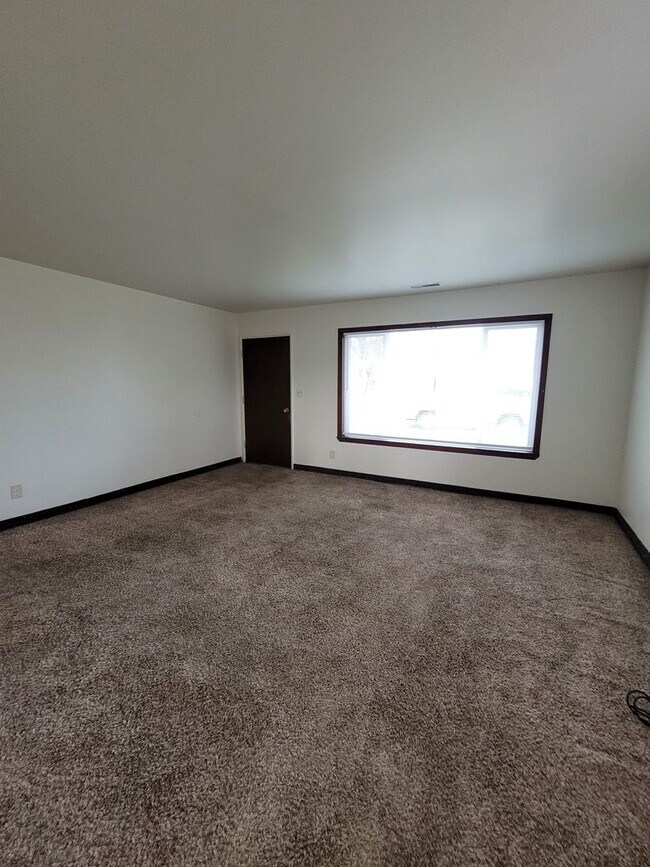 Photo - 1204-1206 Vandenberg Ave Unidad 1204 Vandenberg Ave